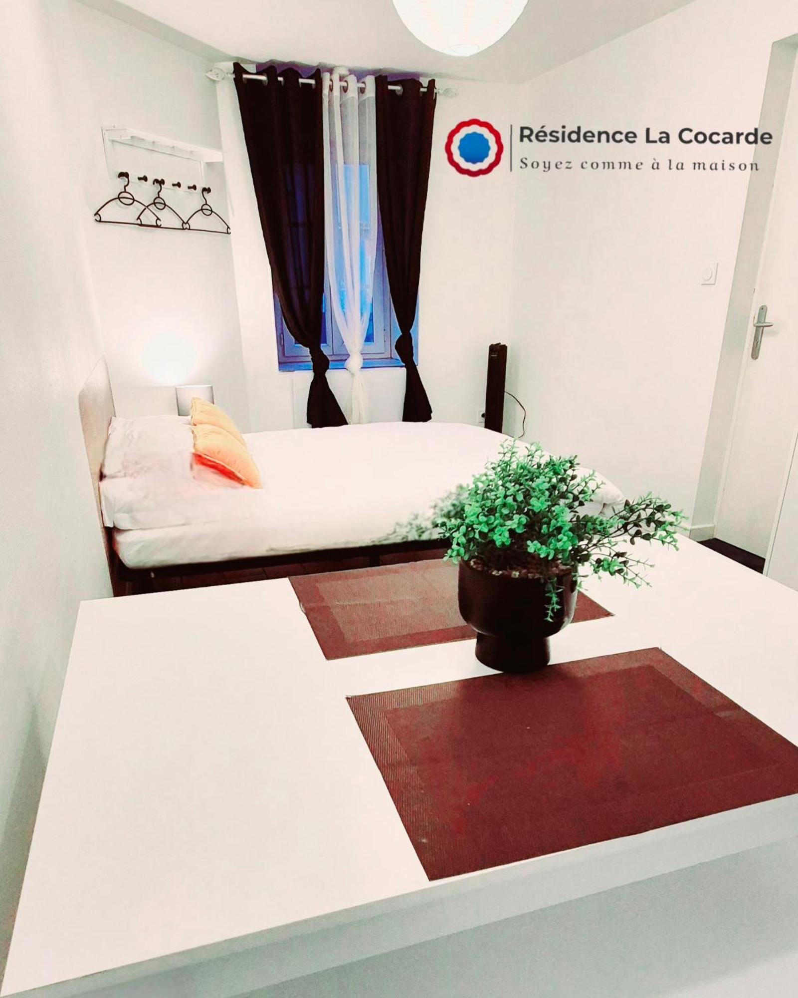 Residence La Cocarde, Suites Type Appartements Bourges Exterior photo
